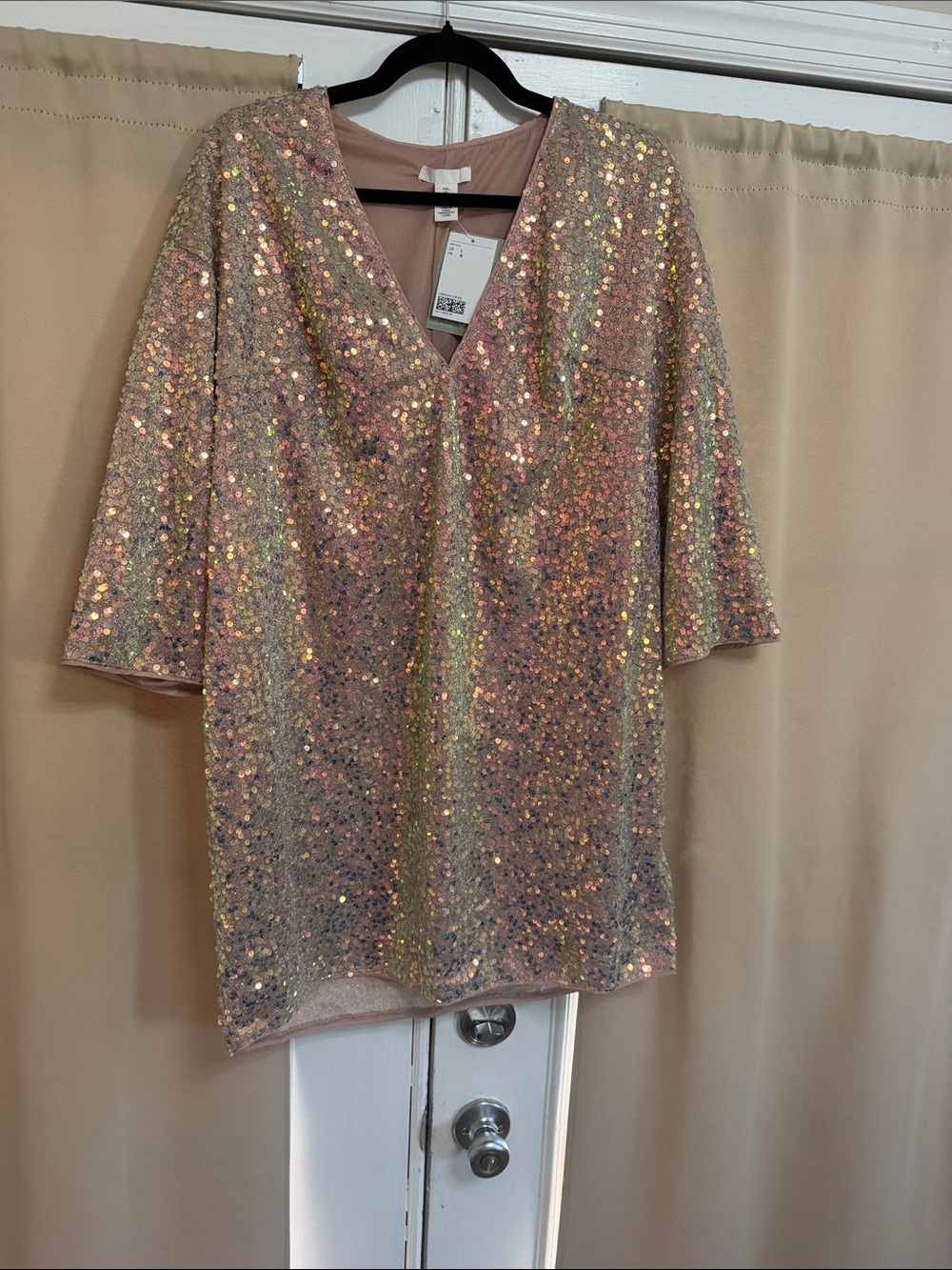 H&M Pink Sequin V-Neck Tunic Top